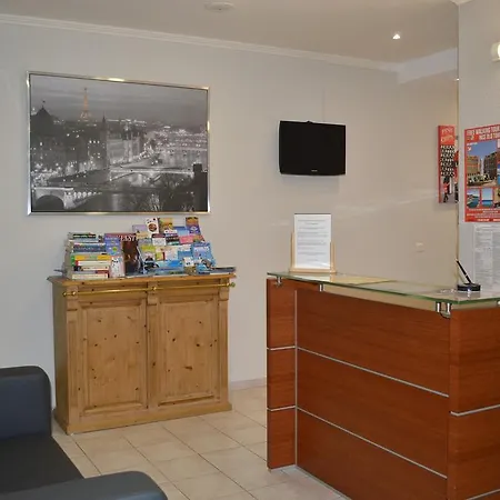 Хостел Backpackers Chez Patrick