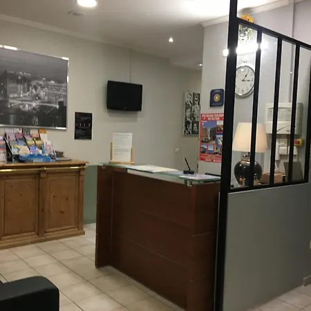 Hostel Backpackers Chez Patrick *